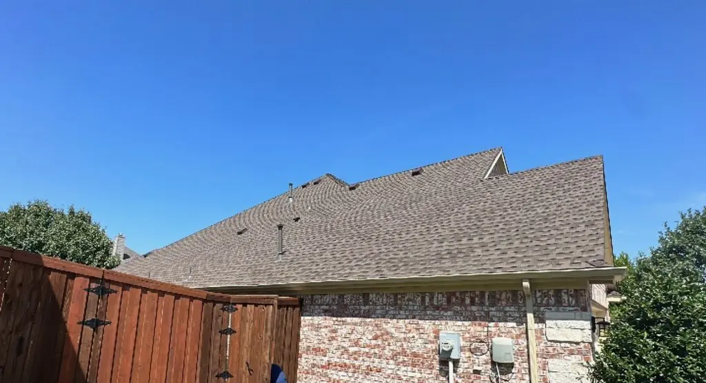 Completed roof replacement project in Robstown